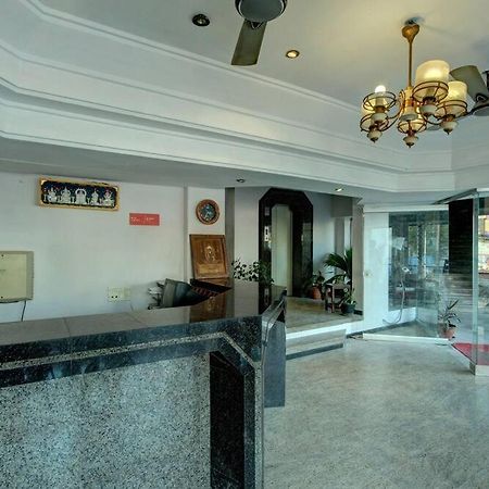 Hotel Padmam Мадурай Екстериор снимка