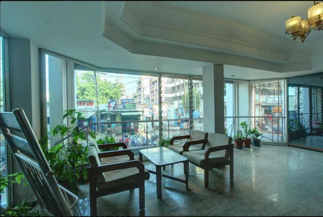 Hotel Padmam Мадурай Екстериор снимка