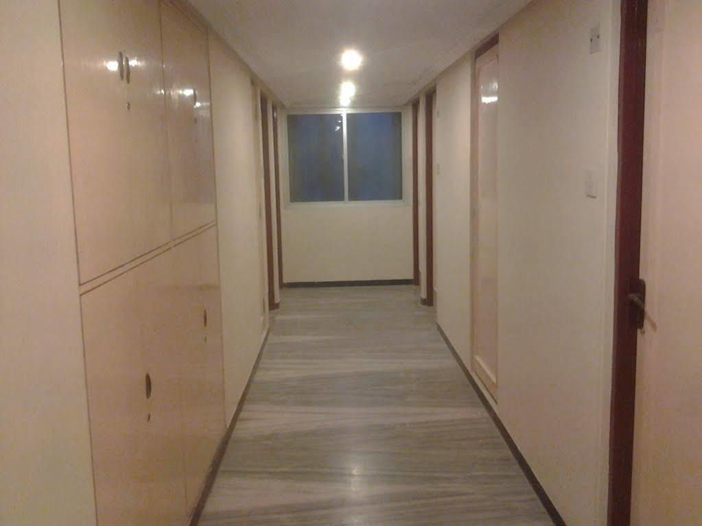 Hotel Padmam Мадурай Екстериор снимка