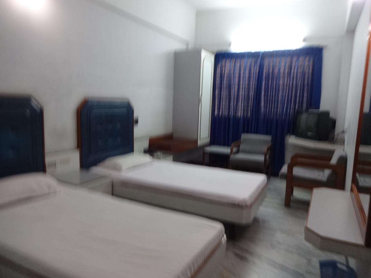Hotel Padmam Мадурай Екстериор снимка