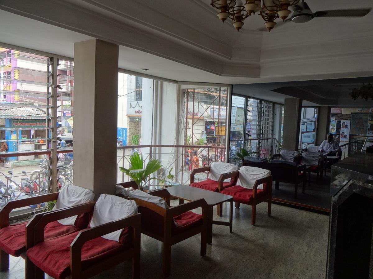 Hotel Padmam Мадурай Екстериор снимка
